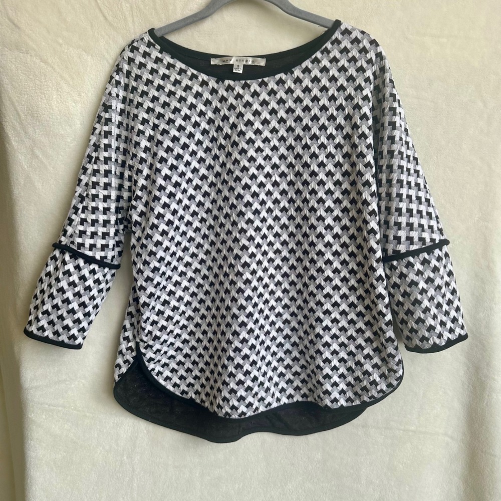 Max Studio Womens Geometric Knit 3/4 Bell Sleeve Top Black White S